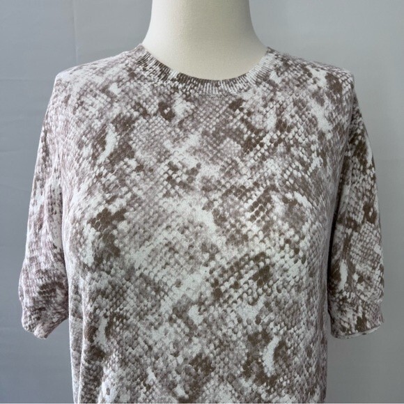 Ann Taylor Snakeskin Print Short Sleeve Sweater with V-Neck Cardigan Set Small - Picture 4 of 15